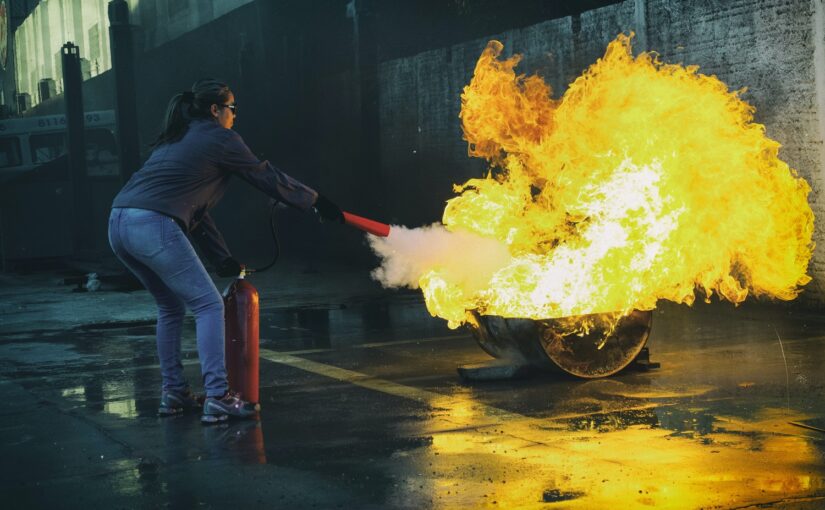 A Detailed Guide to Fire Extinguishing
